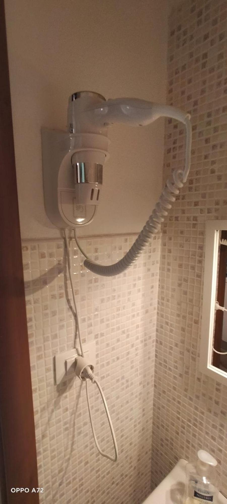 فيلا H2O مونوبولي المظهر الخارجي الصورة